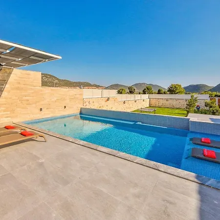 Olivers Garden Kaş
