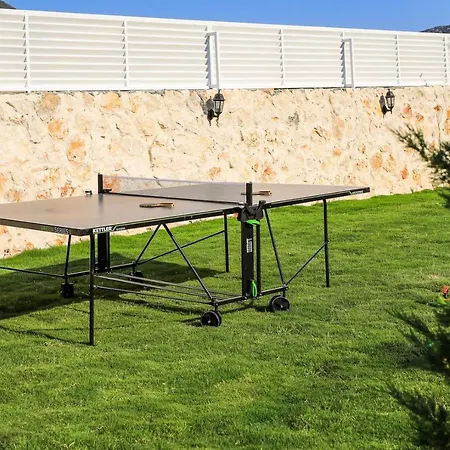 Olivers Garden Vilă *